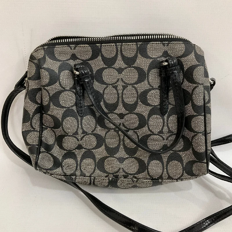 Handbag Designer By Coach  Size: Small