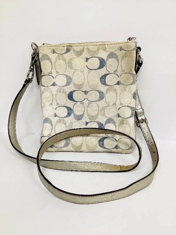 Handbag Designer By Coach  Size: Small