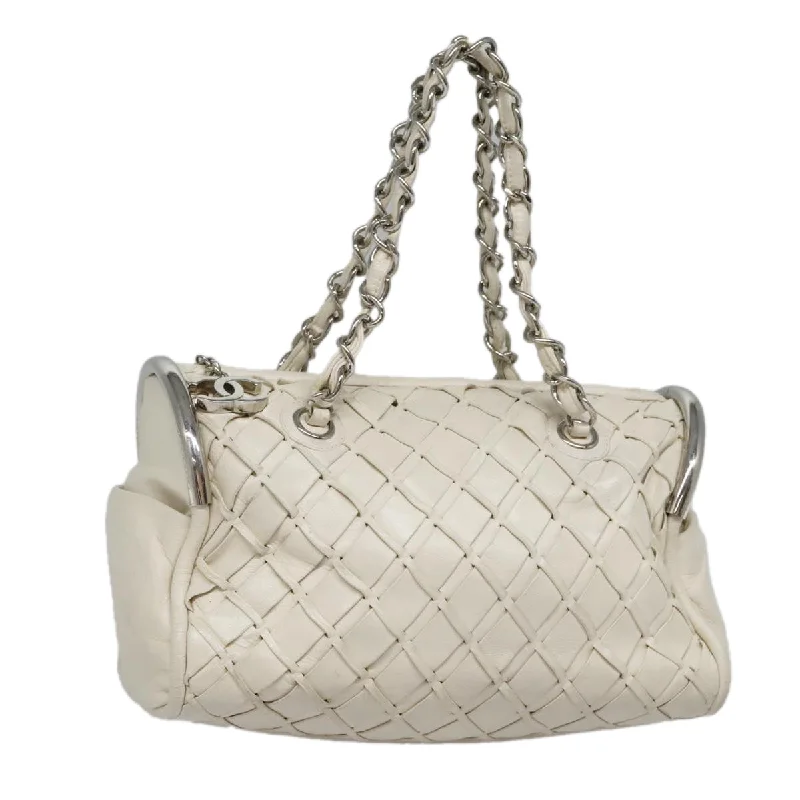 CHANEL Chain Shoulder Bag Leather White CC  93890