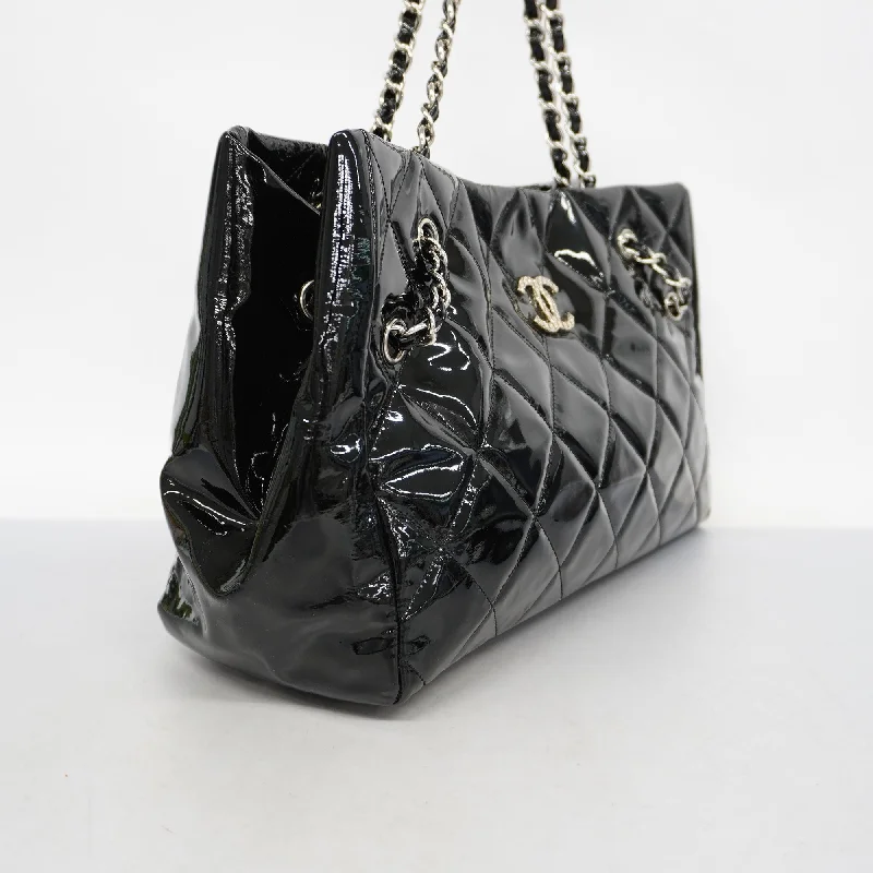 CHANEL  Matelasse Chain Shoulder Bag Women's Patent Leather Black