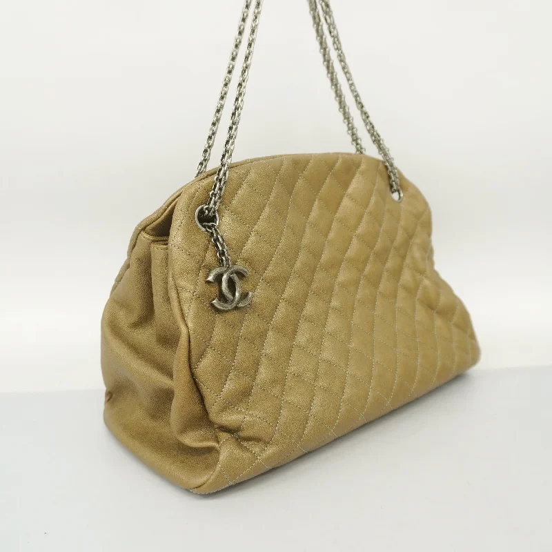 CHANEL  Matelasse Chain Shoulder Women's Leather Shoulder Bag Khaki