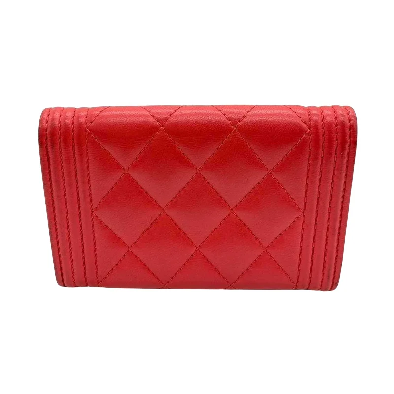 CHANEL Boy Wallet