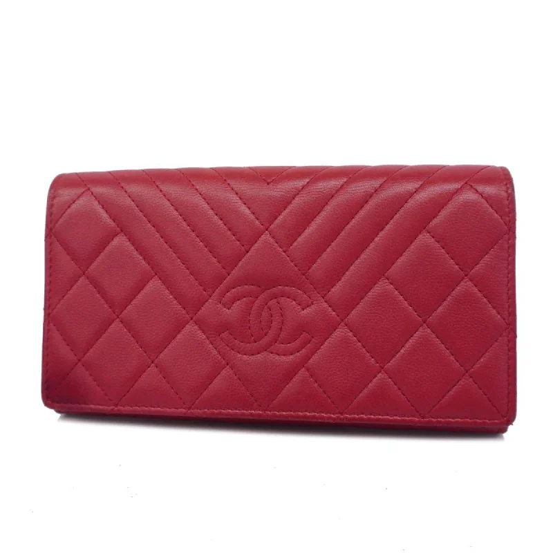 Chanel Long Wallet Matelasse V Stitch Caviar Skin Red Women's