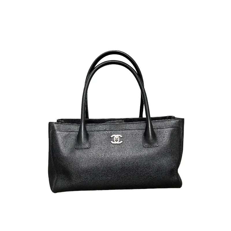 Executive Cerf Tote Grained Black SHW