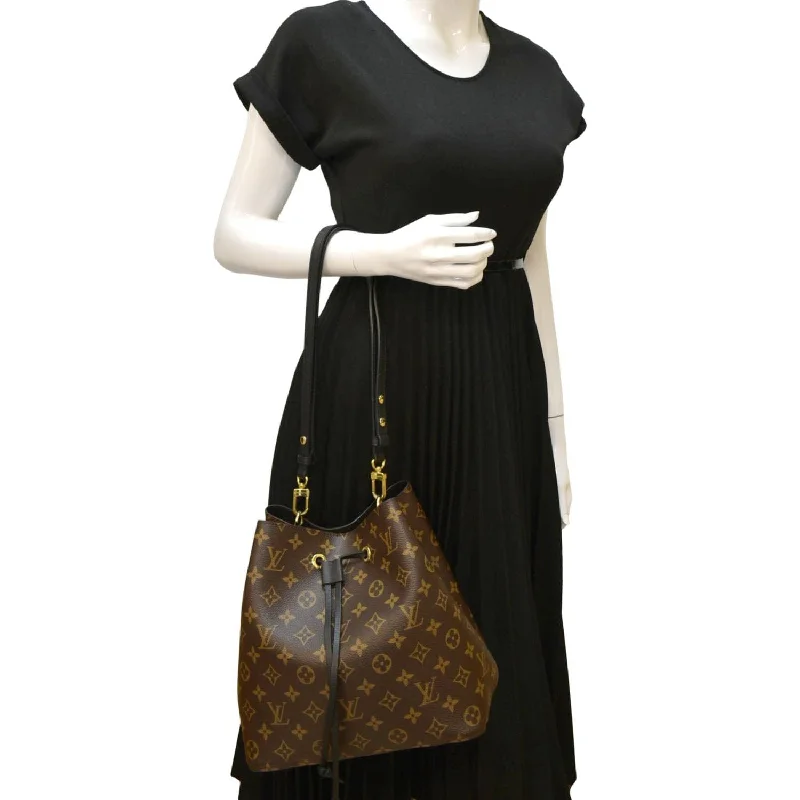 LOUIS VUITTON Neonoe Monogram Canvas Shoulder Bag Black