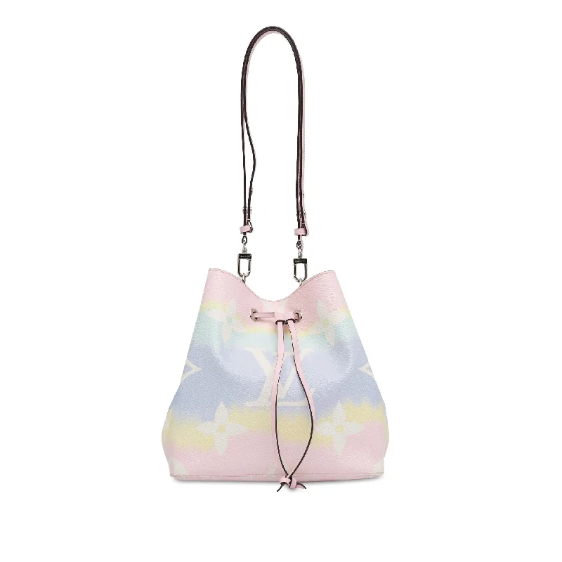 Louis Vuitton Monogram Giant Escale Pastel NeoNoe MM (SHG-Qtx7ld)